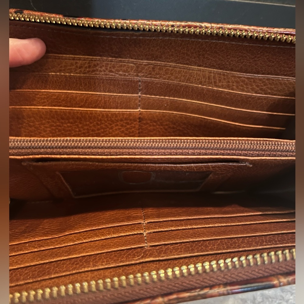 Brahmin Dream Weave Wallet 💳 - Picture 6 of 10